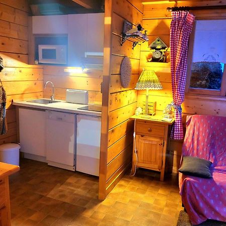 Maison De Bois Finlandaise Au Pied Des Pistes Bolquere Luaran gambar